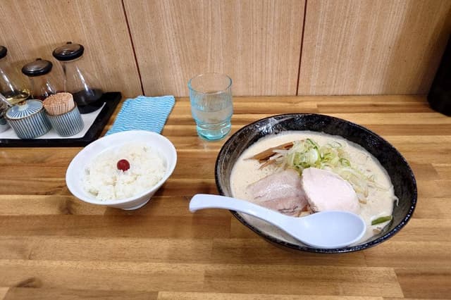 麺屋 鶏一匠 - サブ画像3