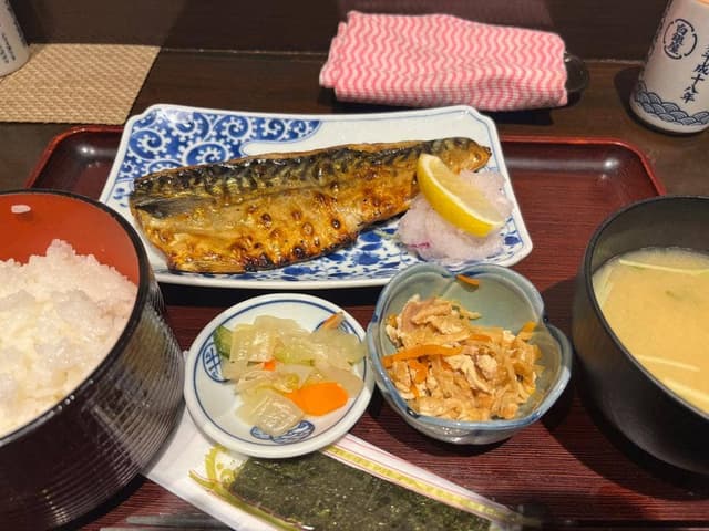 炭火焼魚店 白銀屋 箱崎分岐点 - サブ画像2