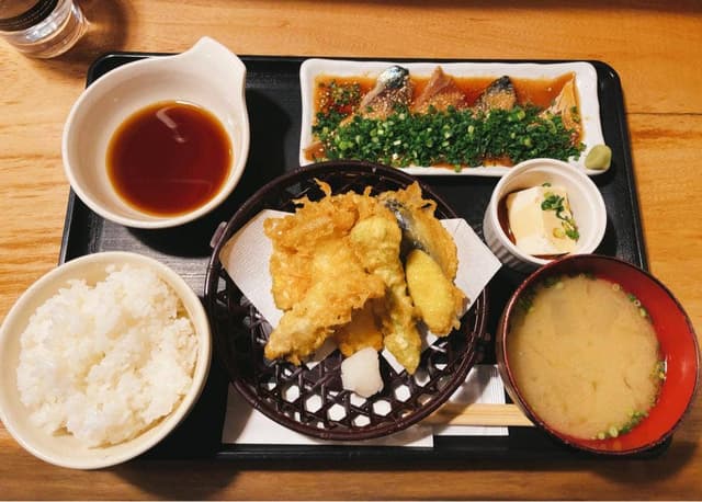 海鮮屋 はじめの一歩 駅東店 - サブ画像2