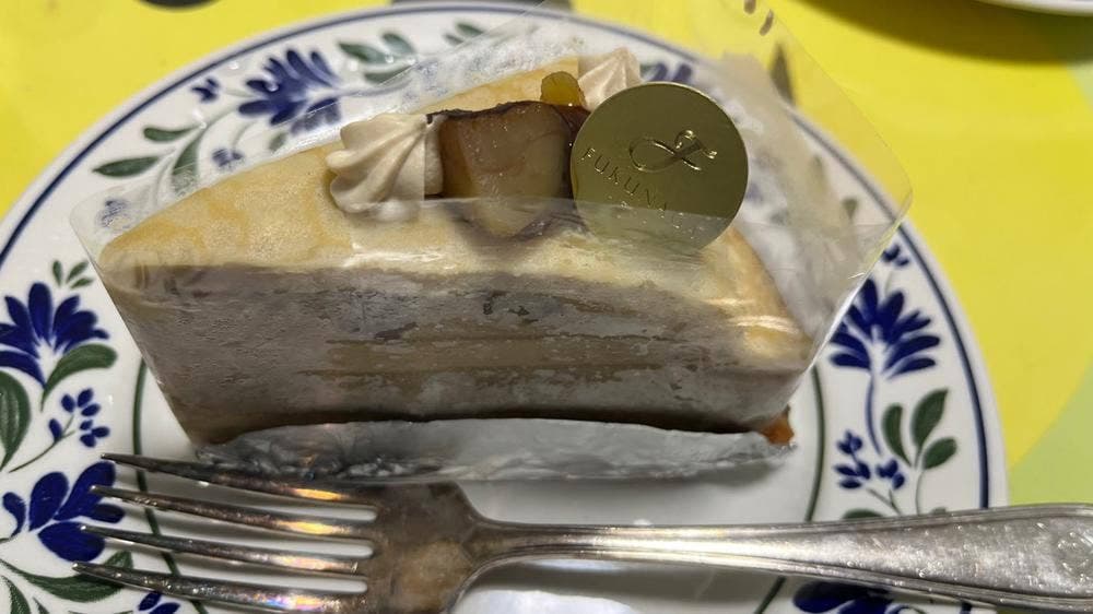 パティスリー・フクナガ サー・トーマス・リプトン ティーハウス 三条本店内