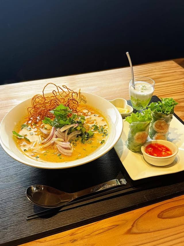 Siri's Thai Kitchen - サブ画像1