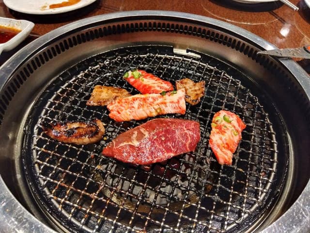 焼肉DINING 牛勢 上野店 - サブ画像3