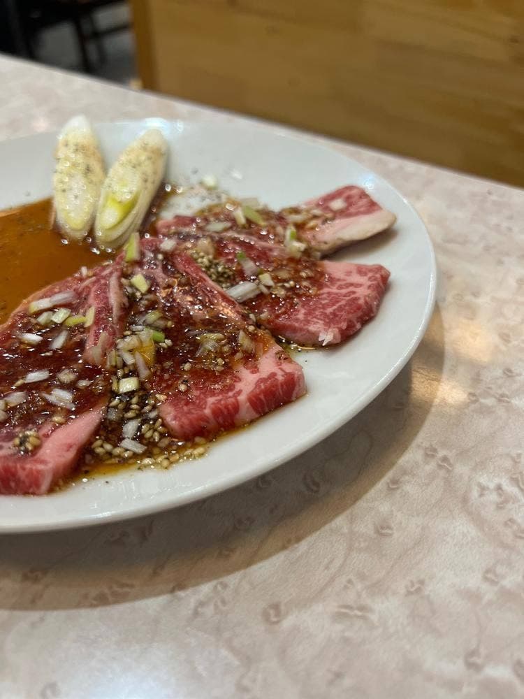 焼肉 三富