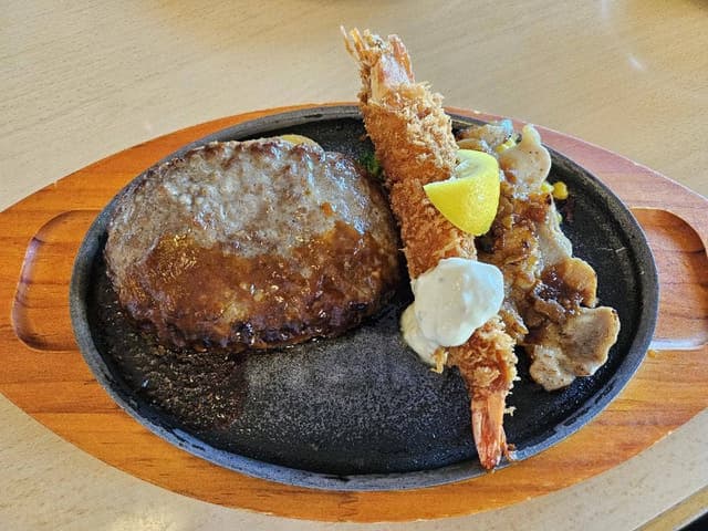 ファミリーレストラン ジョイフル 高岡インター店 - サブ画像2