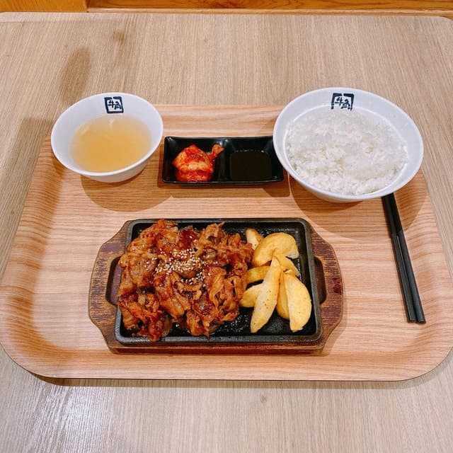 牛角焼肉食堂 ららぽーと湘南平塚店 - サブ画像1