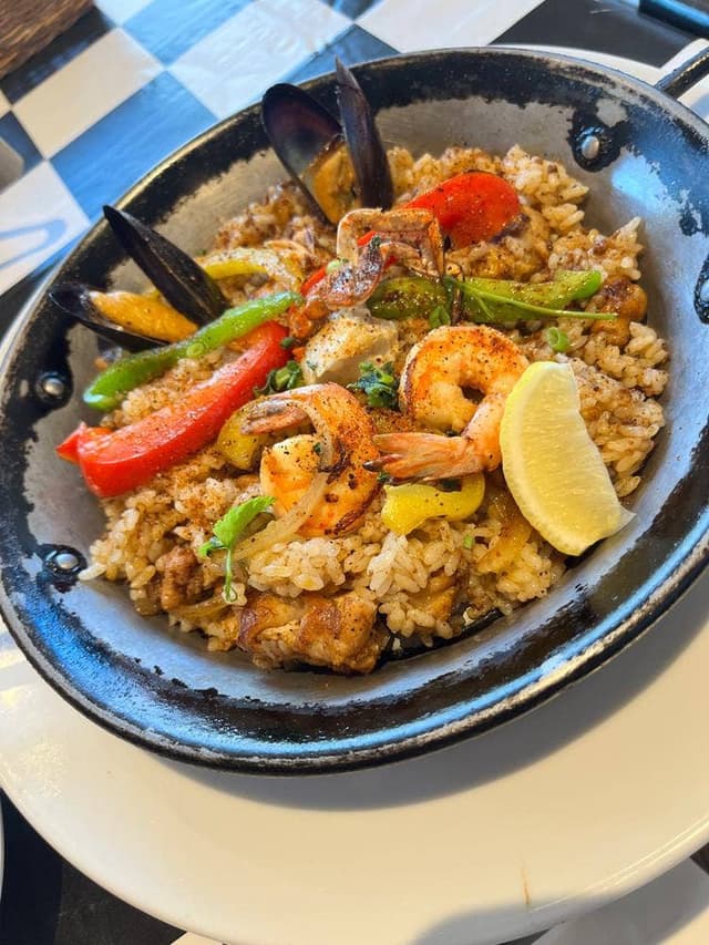 ラスト・カリフォルニアレストラン 横浜ワールドポーターズ店 - サブ画像1