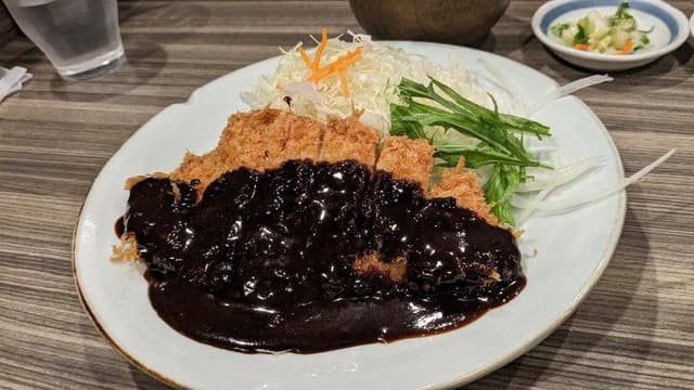 とんかつどーんとこい六角橋店 - サブ画像1