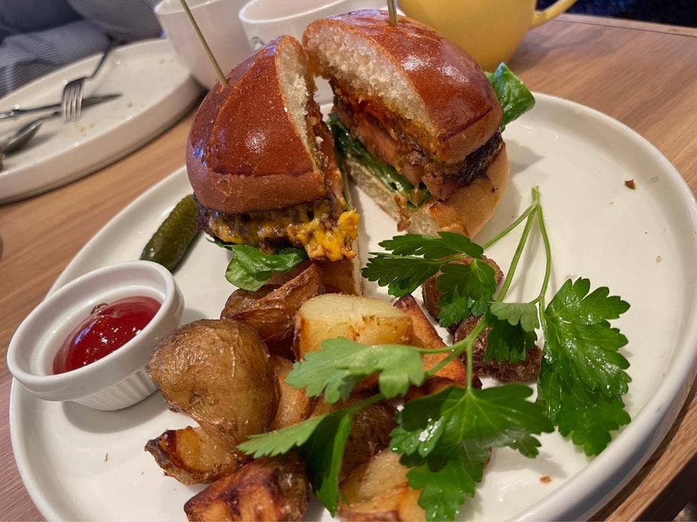 サラベス 名古屋店