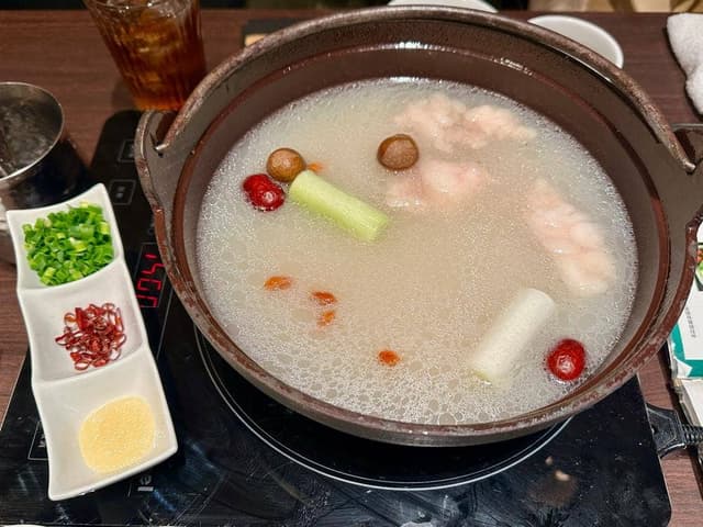 焼肉&薬膳鍋 やきにく CHAN - サブ画像3