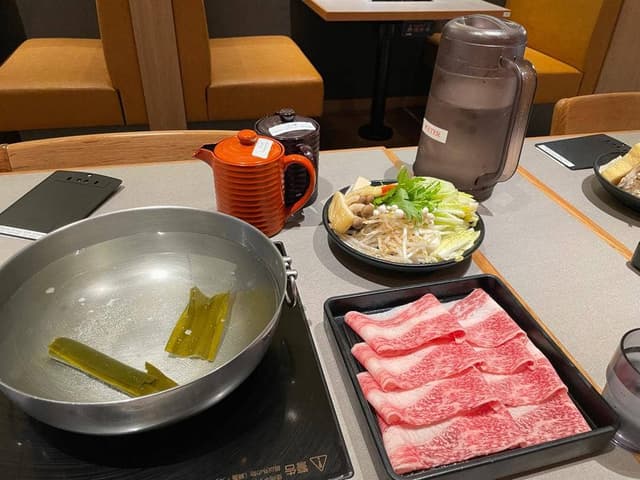 しゃぶしゃぶ但馬屋 羽田エアポートガーデン店 - サブ画像1