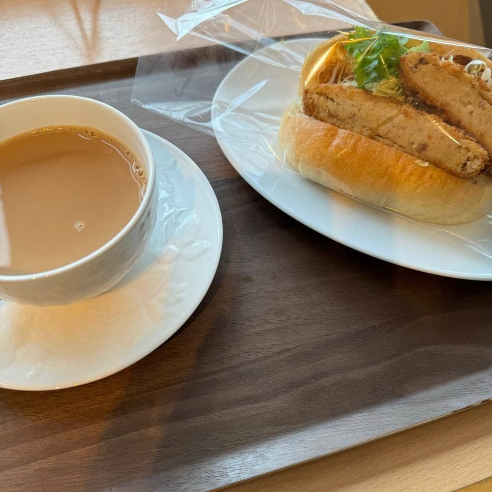 カフェ・ド・パリ