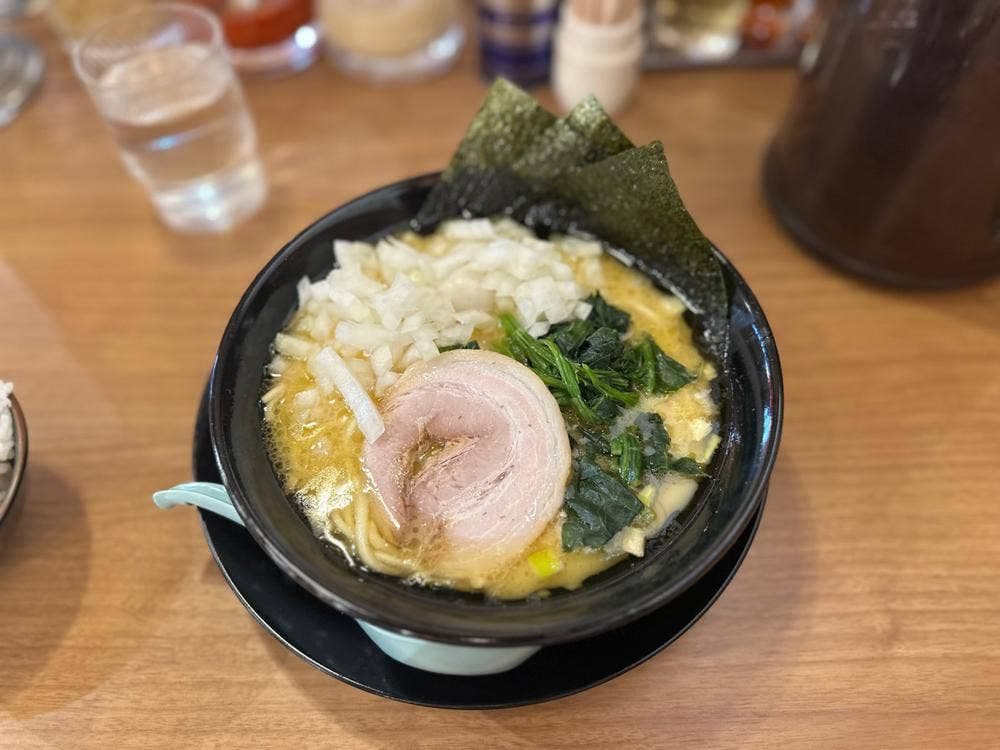 横浜家系ラーメン 志木商店