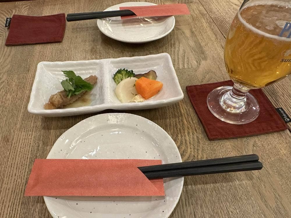 博多餃子酒場 シロナガスクジラ