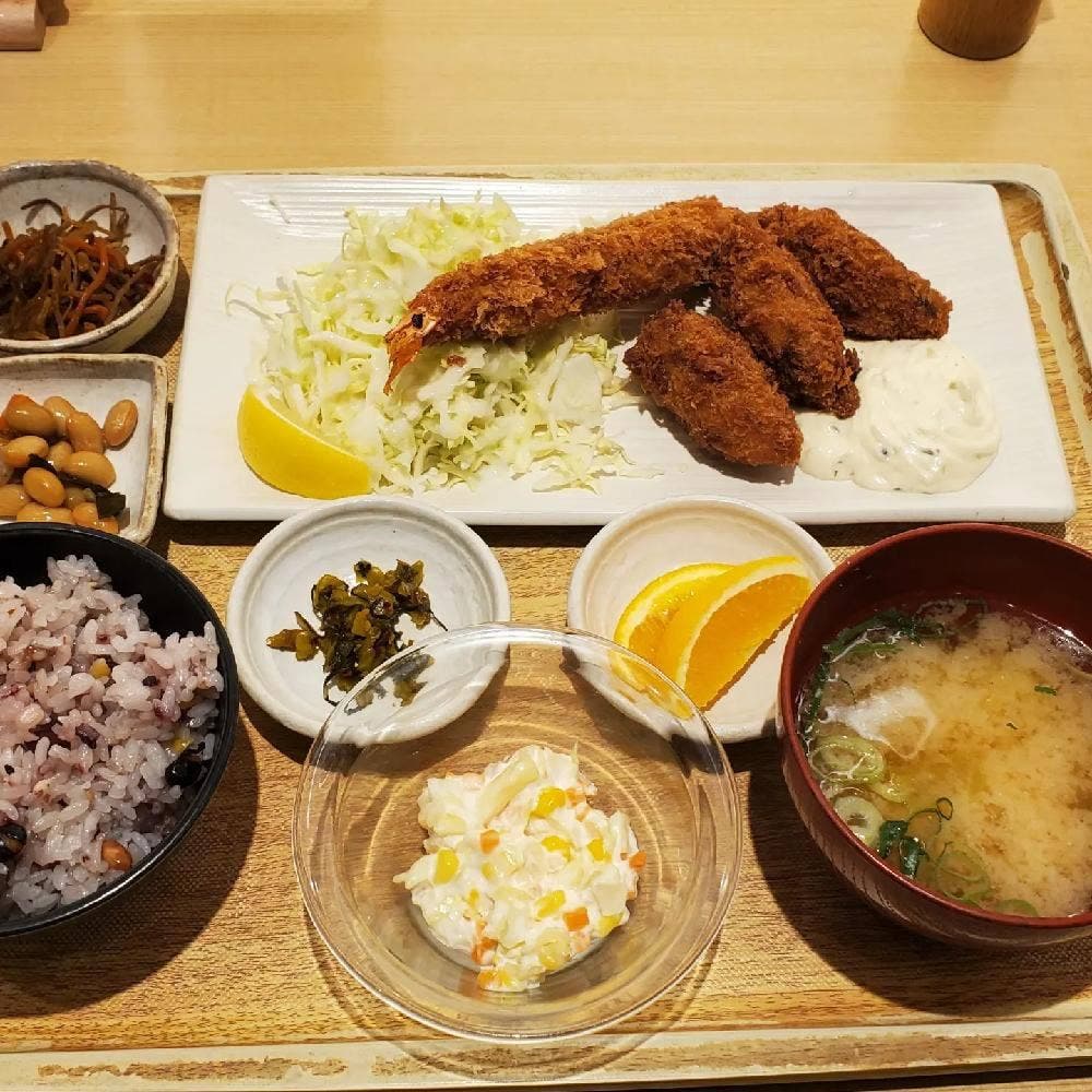 さち福やCAFE グランエミオ所沢店