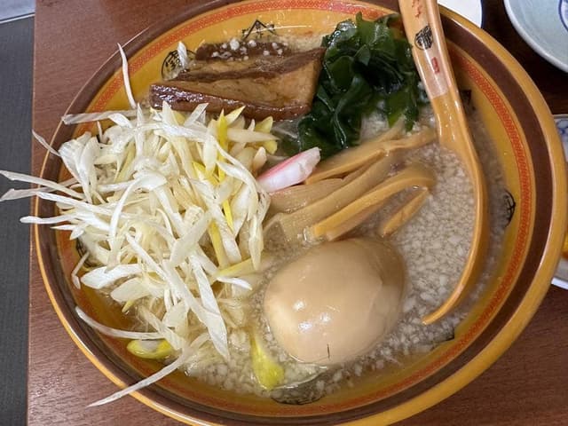 ラーメン青山 - サブ画像3