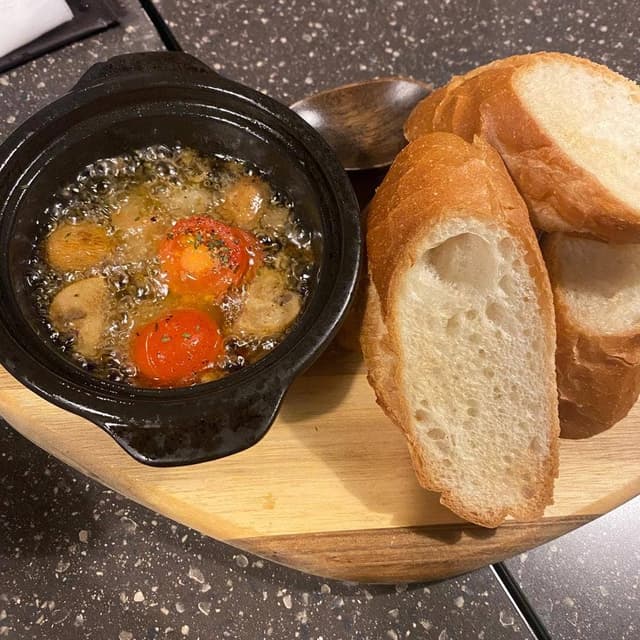 British Pub ATOM'S - サブ画像2