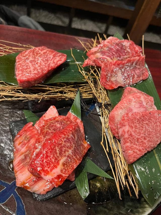 炭火焼肉ホルモン酒場仙次郎 - サブ画像3