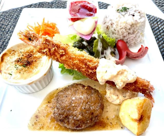 ラ・スタシオン - サブ画像2