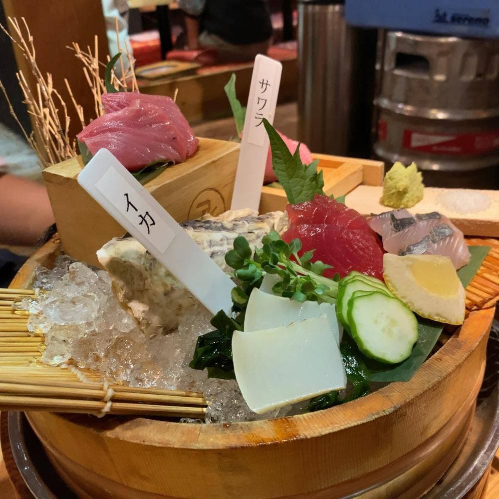 本マグロ炉端劇場 魚島屋