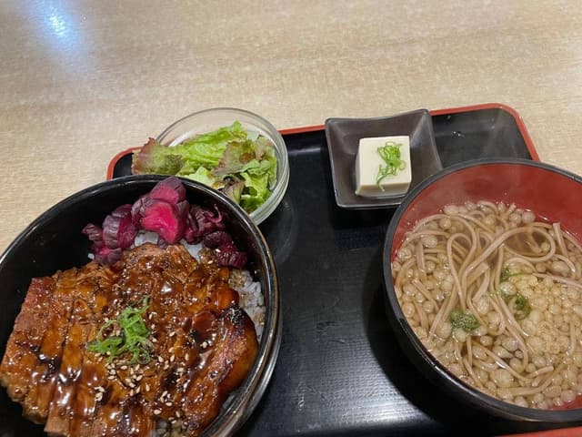 おみっちゃん 虎ノ門店 - サブ画像1