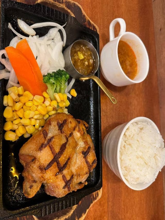 白金肉 Grill&BBQ PLATINUM MEAT GEMS新橋 - サブ画像3