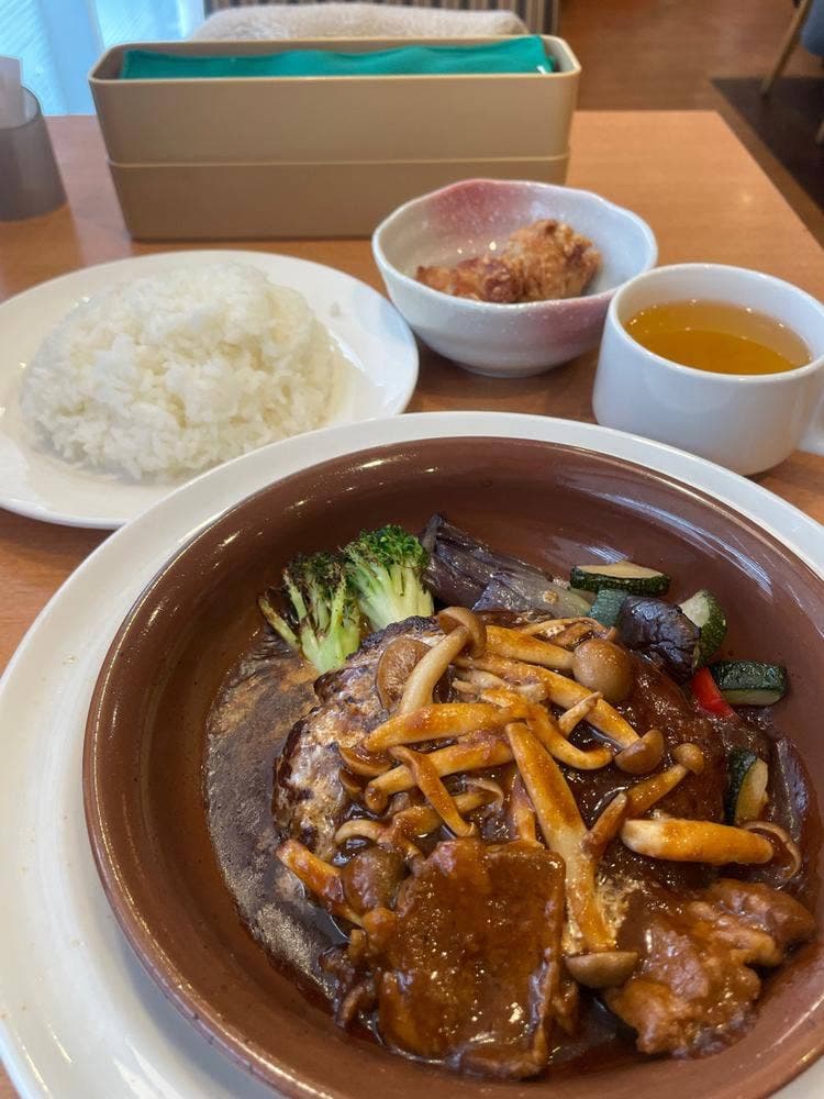 Cafe レストラン ガスト 東武練馬駅前店