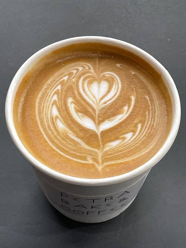 PETRA BAKE & COFFEE - サブ画像2