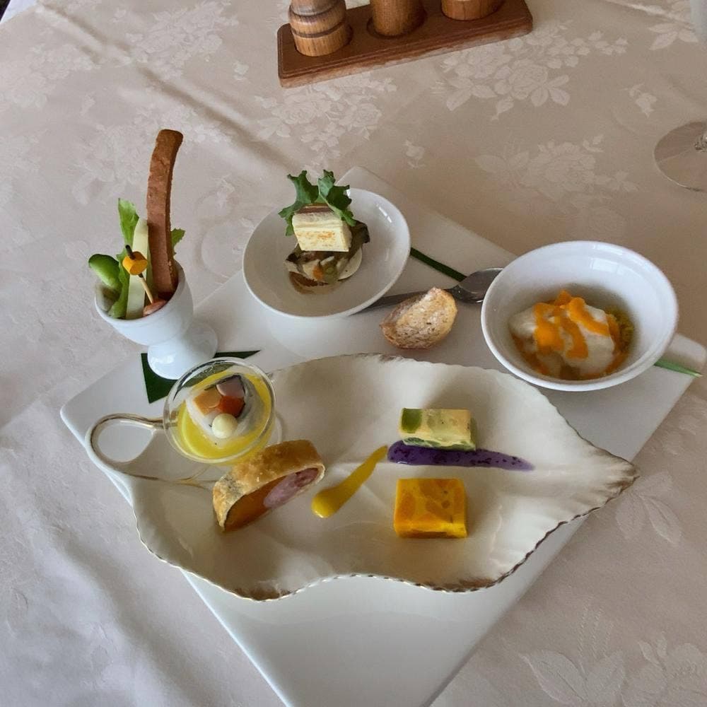 ダイニング・ボルドー