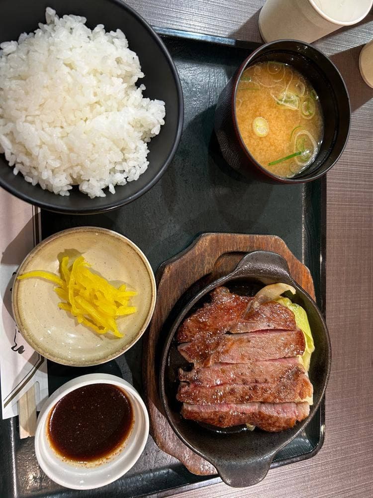 伊勢津 安濃SA上り