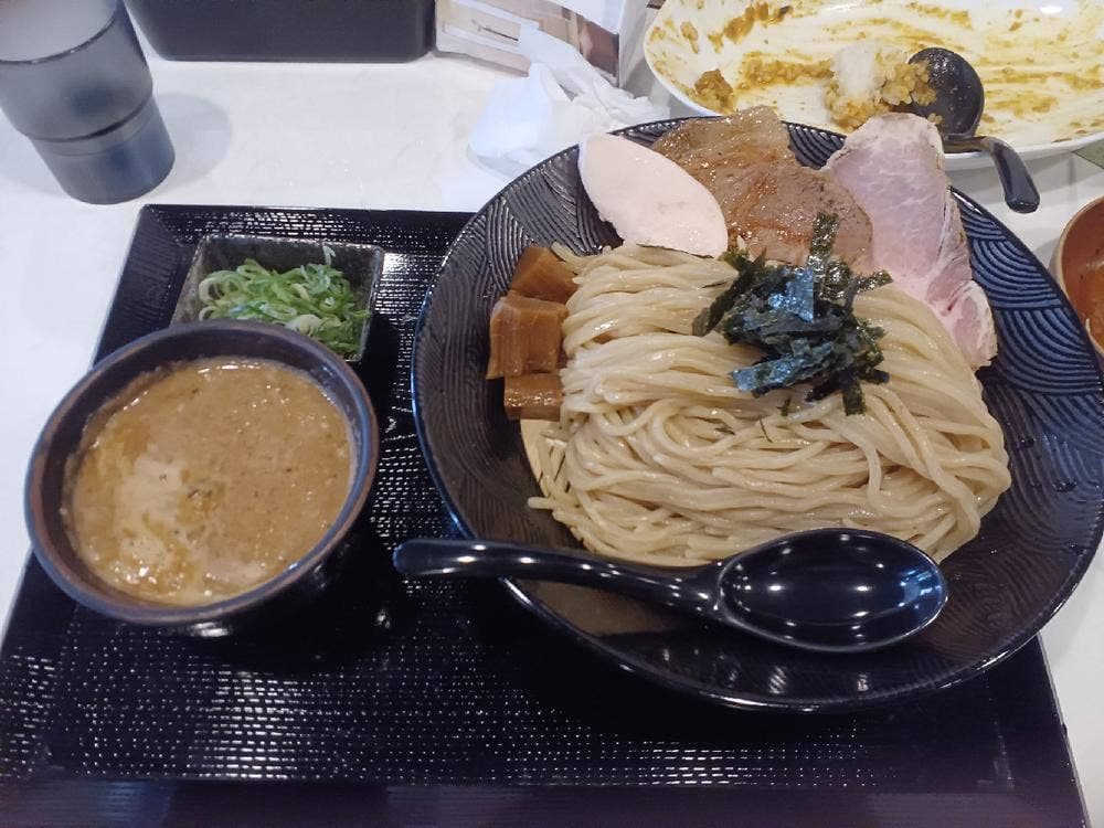 濃厚鷄そば 麺屋 浪漫
