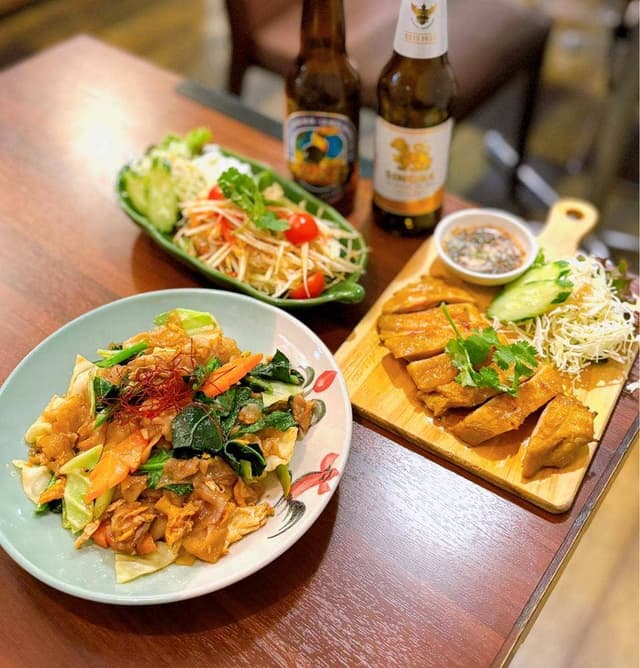 2階のタイ料理屋 コップン天満 - サブ画像3