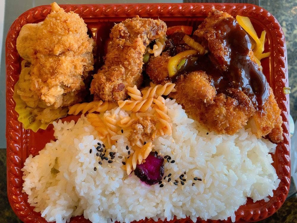 お弁当のラブリー 栄町店