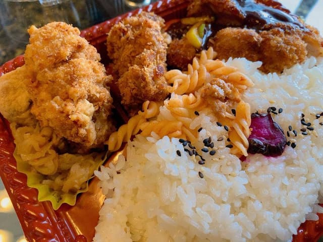 お弁当のラブリー 栄町店 - サブ画像1
