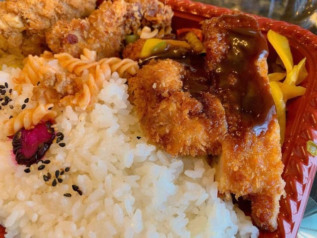 お弁当のラブリー 栄町店 - サブ画像2