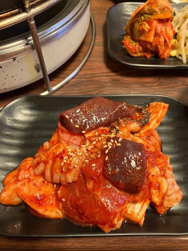 焼肉・ホルモン料理 とらじ亭 上野御徒町本店 - サブ画像1