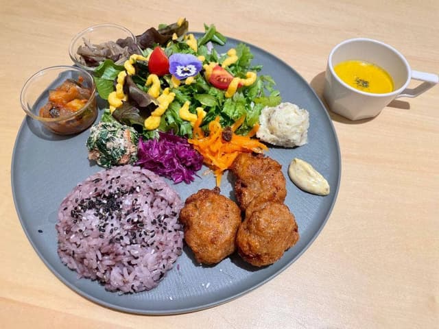 Natural in the lily Afternoon Tea cafe - サブ画像2