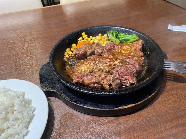 いきなりステーキ 三鷹東八道路店 - サブ画像1