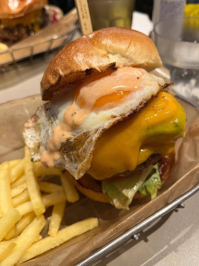 J.S. BURGERS CAFE ららぽーとEXPOCITY店 - サブ画像1