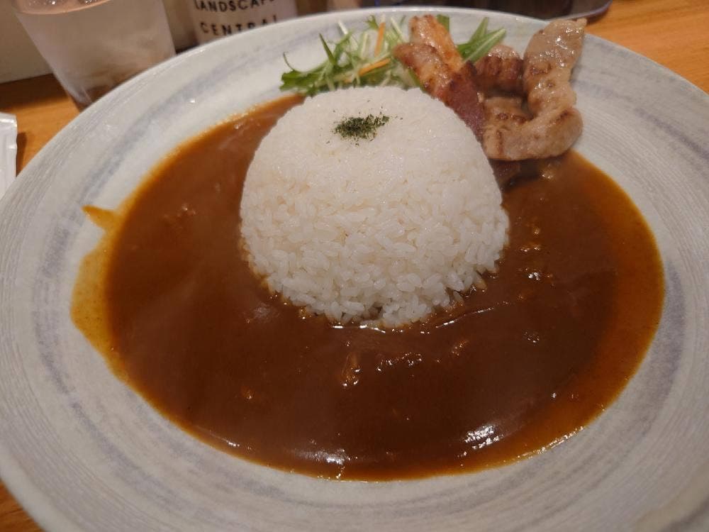 カレー&呑み処 集