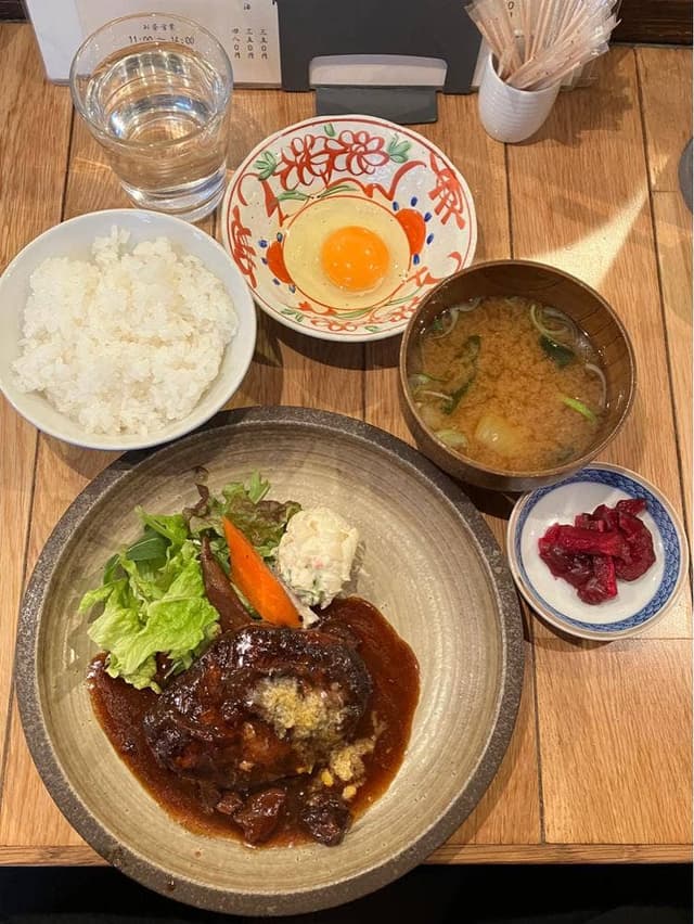 山本のハンバーグ 新橋食堂 - サブ画像2