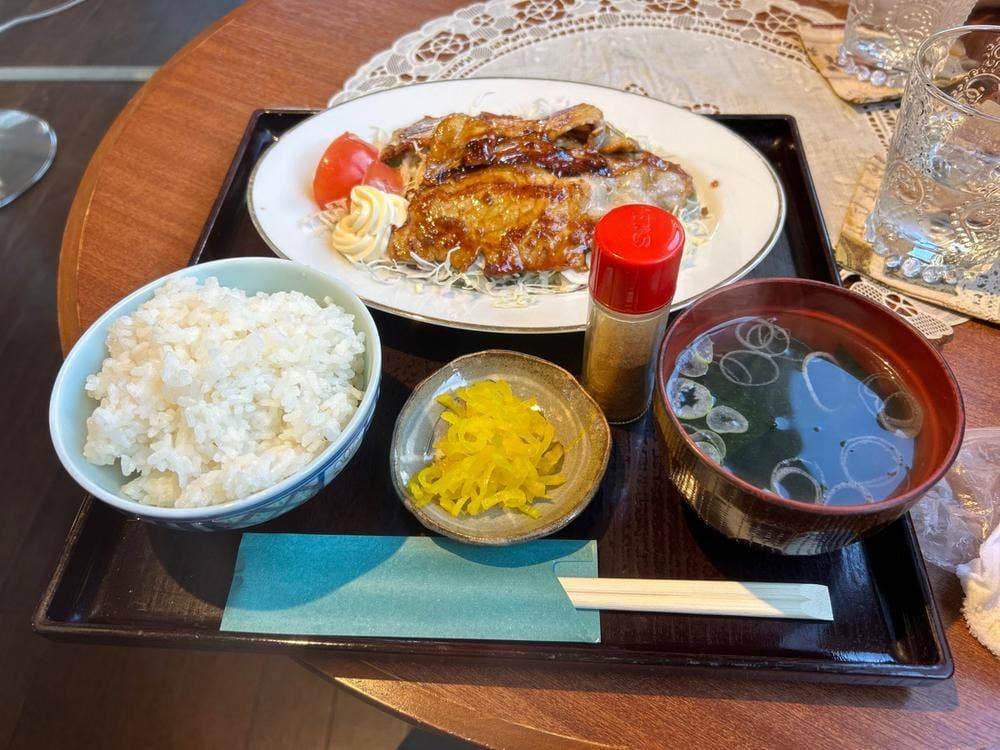 イート&カフェ Vee's