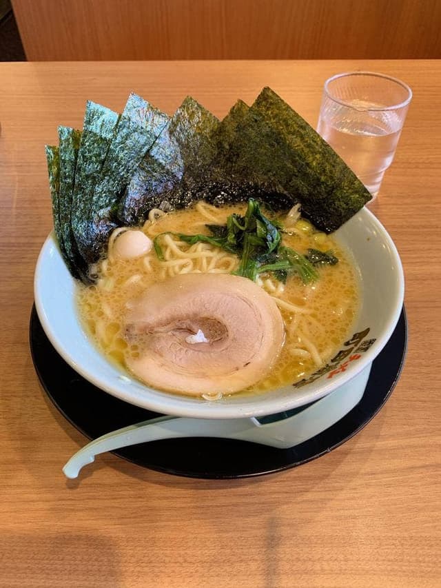 横浜家系ラーメン 町田商店 成瀬店 - サブ画像2
