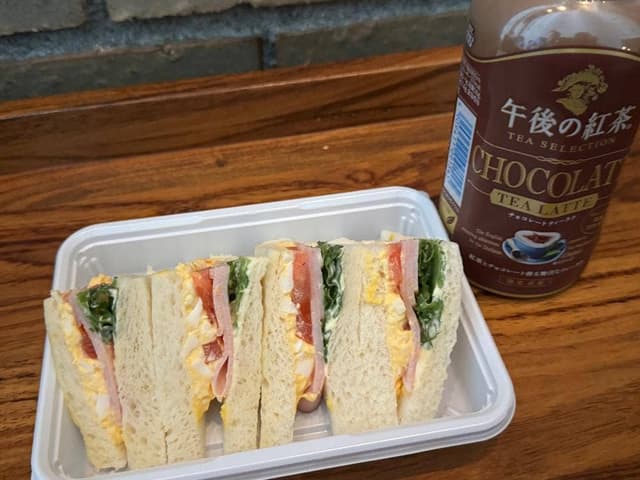 フェスティバルホール ホワイエ ビュッフェコーナー - サブ画像1