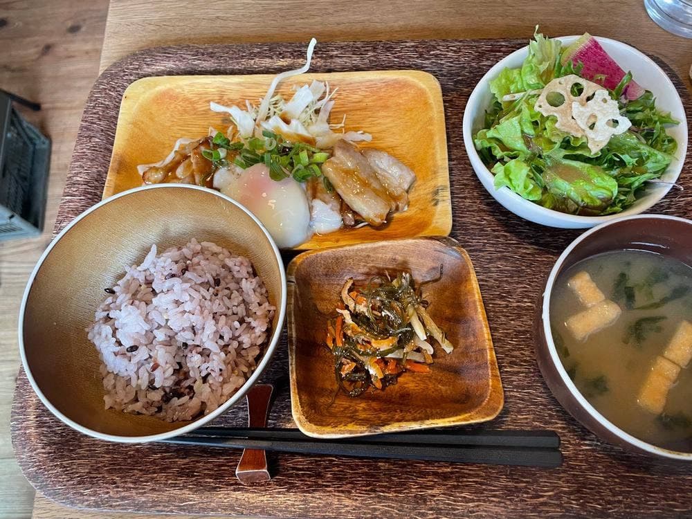 anea cafe 中野新橋店