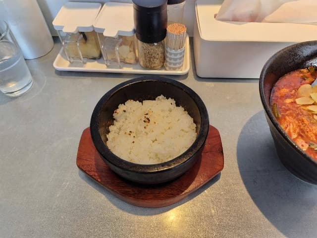 辛麺屋 堺東店 - サブ画像3