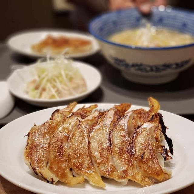 ぎょうざの一休 神戸モザイク店 - サブ画像3