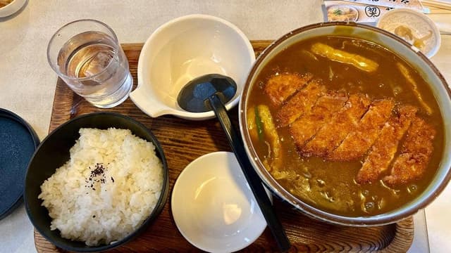 手打ちうどん 初太うどん - サブ画像2