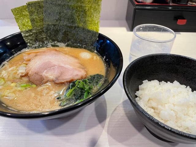 ゴル家 伊勢佐木モール店 - サブ画像2