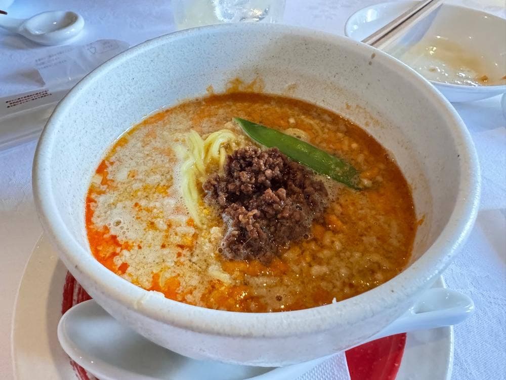 中華料理 頤和園 いわえん 博多駅前店