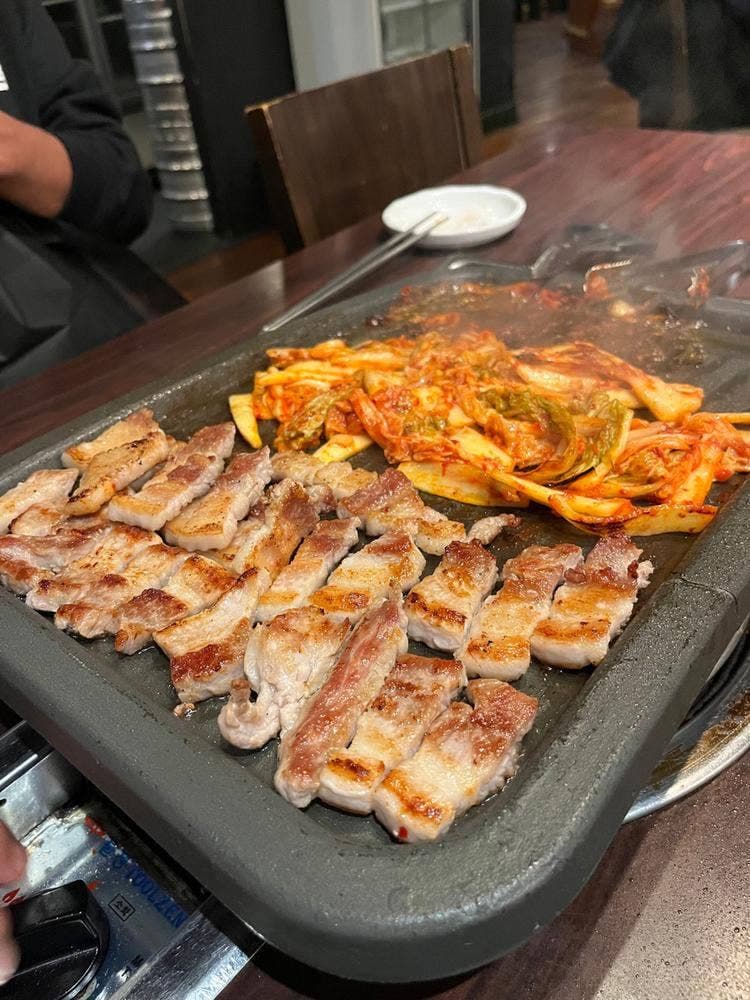 とん豚テジ 目黒店